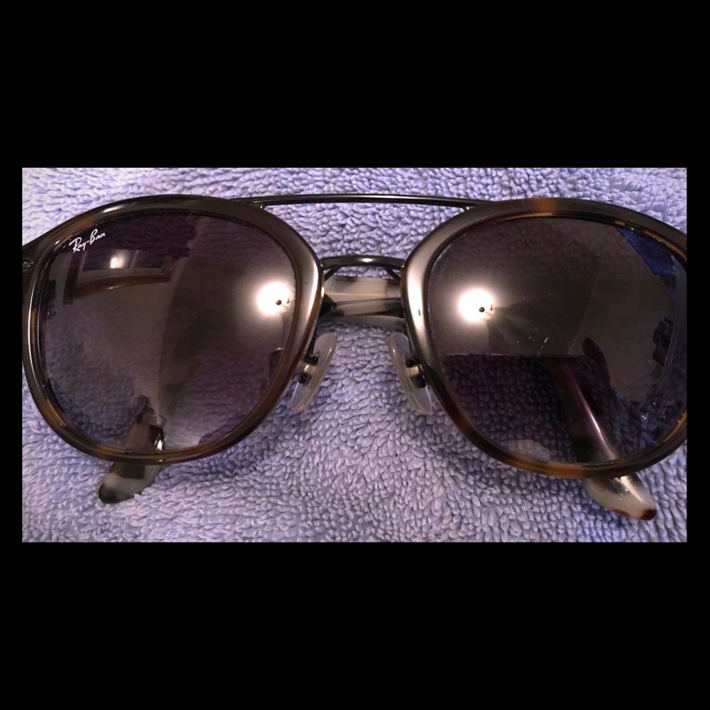 BRAND NEW TORTOISE SHELL RAY-BAN SUNGLASES